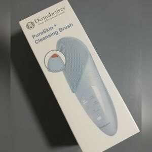 DermaLuxe PureSkin Facial Cleansing Brush - Light Gray